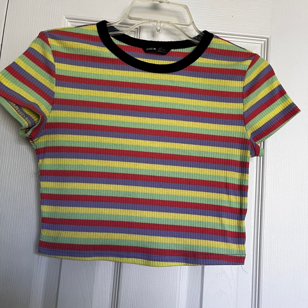 SHEIN Crop Top